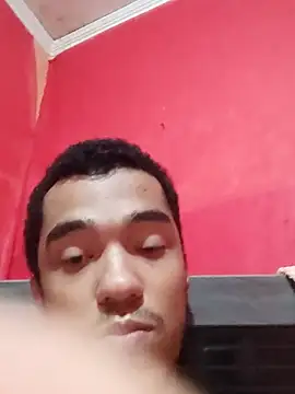 Snapshot of JuggedRegrets chatting on January 14, 2026, 10:24 pm JuggedRegrets online show from January 14, 2026, 10:24 pm