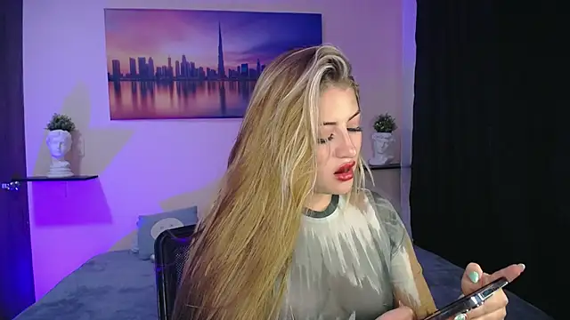 Snapshot of cristal-evanns chatting on December 13, 2024, 5:16 am cristal-evanns online show from December 13, 2024, 5:16 am