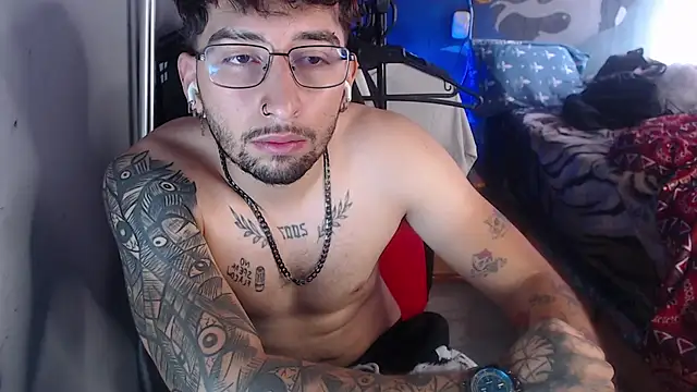 Dereck Dickson online show from October 21, 2025, 4:17 pm