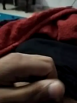 Snapshot of delhiboyooo chatting on December 17, 2024, 5:36 pm delhiboyooo online show from December 17, 2024, 5:36 pm