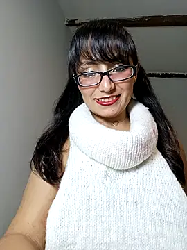 Snapshot of Lucy_Chery chatting on June 3, 2026, 2:23 am Lucy Chery online show from June 3, 2026, 2:23 am