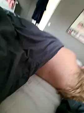 CoupleKitty online show from December 21, 2025, 10:28 am