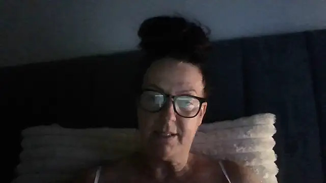 Tillieuk online show from June 30, 2026, 9:04 pm