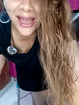 SluttyMilf79 online show from November 4, 2025, 5:22 am