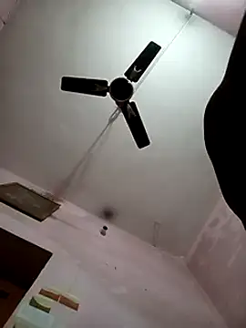 desicockblack online show from December 5, 2024, 4:39 pm