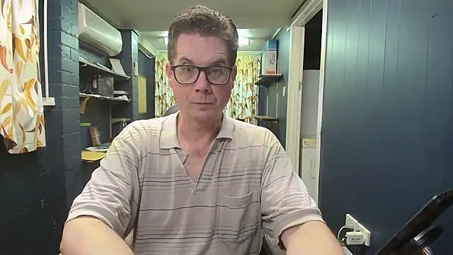 tilobinder online show from March 6, 2026, 3:07 pm