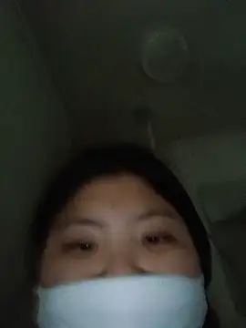 hello098712 online show from June 5, 2026, 9:04 am
