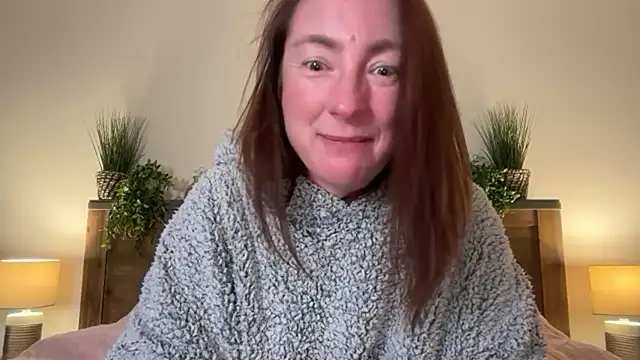 LouiseTswing online show from February 20, 2025, 8:14 pm