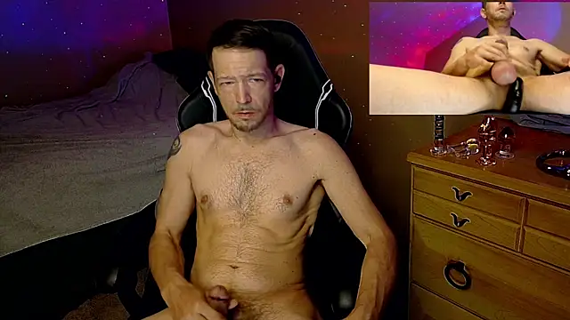 MasterForgedRayy online show from April 9, 2026, 12:11 pm