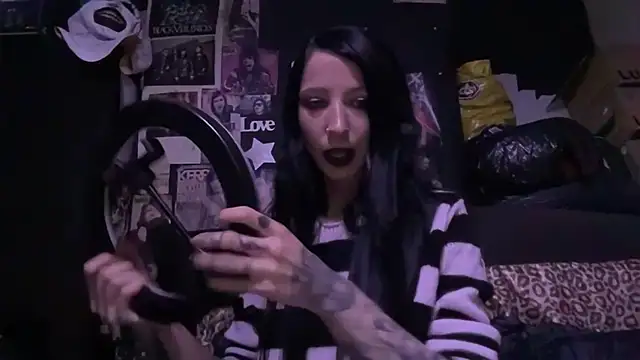 MissMidnightUK online show from October 21, 2025, 10:09 pm