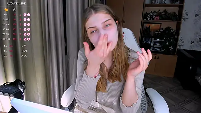 princessaalicc online show from September 29, 2025, 3:17 pm