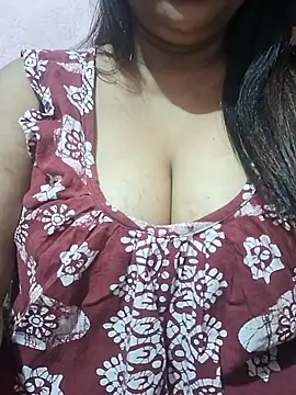 Hot-Anuska online show from February 5, 2026, 6:15 pm