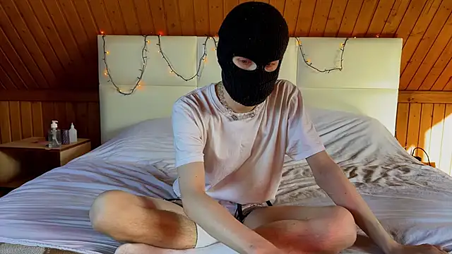 HappyCake online show from October 8, 2025, 11:12 am