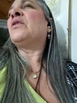 miisevvie  online show from March 15, 2025, 8:37 am