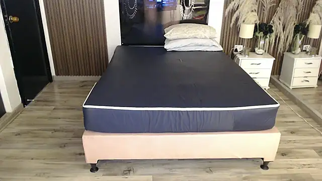 Sam mansson66 online show from February 25, 2026, 12:16 pm