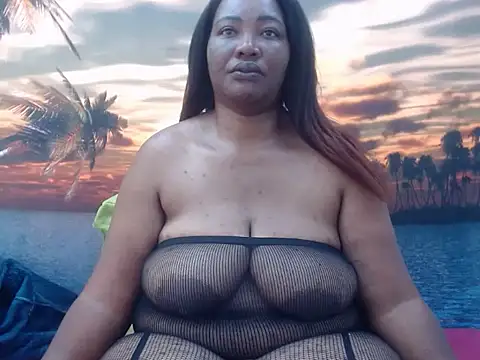 chubbydoll122 online show from May 26, 2026, 3:32 pm