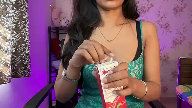 Snappy girl online show from March 23, 2026, 8:25 am