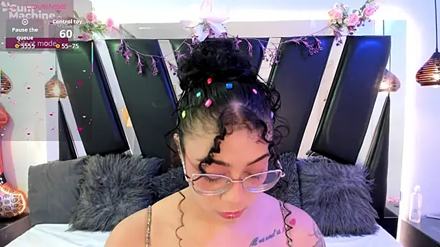 antonelllepiercee online show from February 19, 2026, 11:40 am