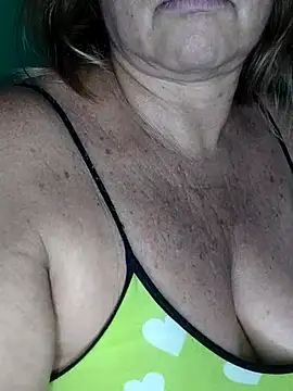 Snapshot of Kasandra_Ho chatting on October 30, 2025, 8:34 am Kasandra Ho online show from October 30, 2025, 8:34 am