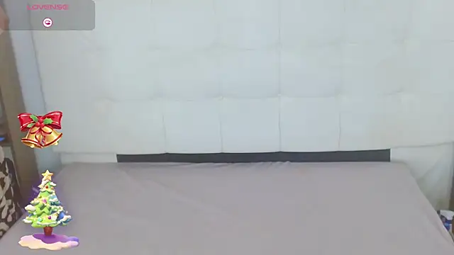 Candy and Jh0n online show from December 5, 2025, 2:32 am