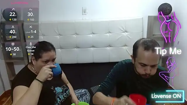 Candy and Jh0n online show from September 13, 2025, 1:00 pm