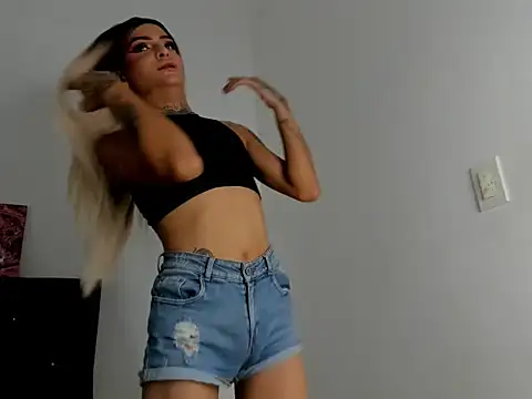 Snapshot of luna_gil_sex chatting on November 23, 2025, 7:57 pm luna gil sex online show from November 23, 2025, 7:57 pm