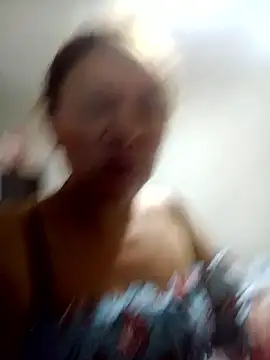 Skylar-Vox- online show from November 24, 2025, 11:05 pm