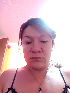 Skylar-Vox- online show from October 24, 2025, 2:38 pm