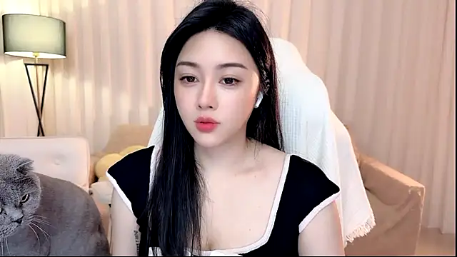 K-moumou online show from June 17, 2026, 4:28 pm