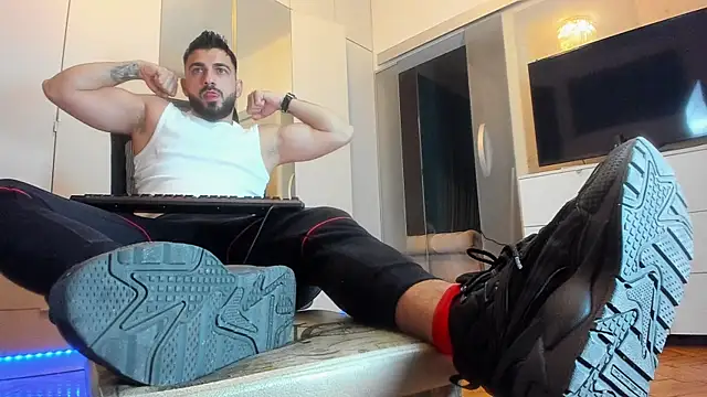 welcometo hell online show from October 16, 2025, 7:33 pm