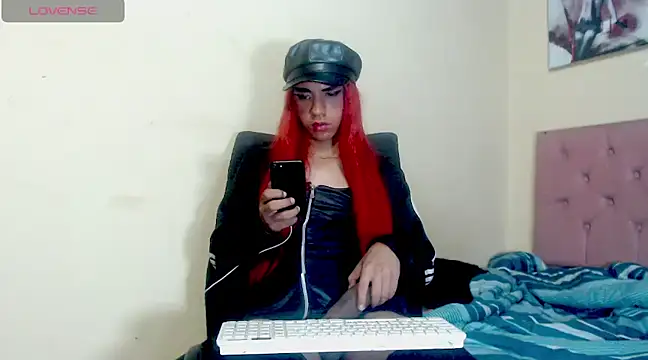 Snapshot of Angiee_Ts chatting on March 20, 2025, 3:04 pm Angiee Ts online show from March 20, 2025, 3:04 pm