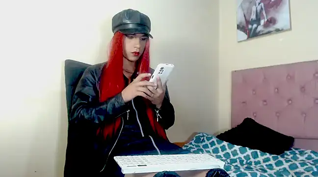 Snapshot of Angiee_Ts chatting on February 25, 2025, 11:04 pm Angiee Ts online show from February 25, 2025, 11:04 pm