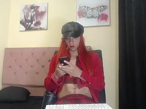 Snapshot of Angiee_Ts chatting on September 10, 2025, 12:26 pm Angiee Ts online show from September 10, 2025, 12:26 pm