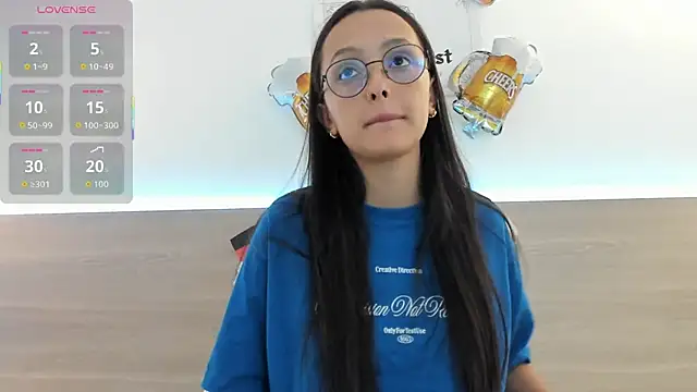 nataliiiiia online show from September 26, 2025, 12:12 pm