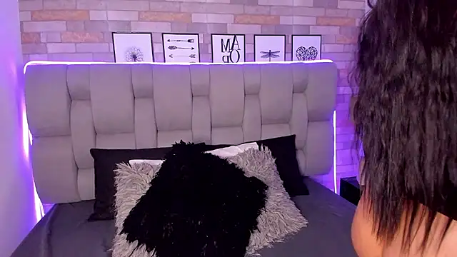 EmmaBecket2 online show from January 16, 2026, 4:27 am