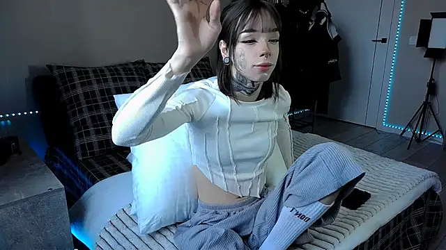 Snapshot of Tanya_M chatting on January 16, 2025, 10:10 am Tanya M online show from January 16, 2025, 10:10 am