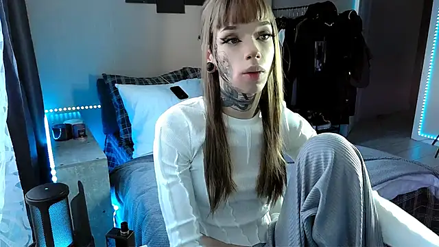 Snapshot of Tanya_M chatting on December 19, 2024, 12:45 pm Tanya M online show from December 19, 2024, 12:45 pm