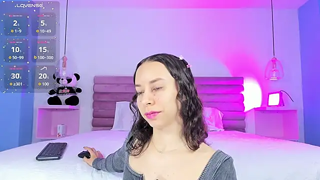 AbyCooper online show from November 17, 2025, 12:09 pm