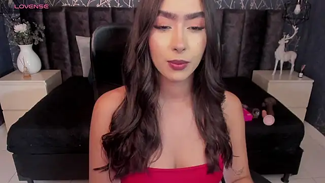 Danielacossio online show from February 14, 2026, 4:13 am