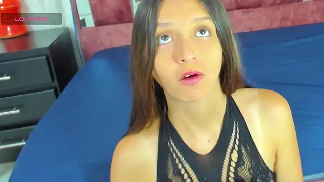 lucy cooper01 online show from December 5, 2024, 7:44 pm