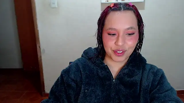 annie3 online show from January 20, 2025, 2:01 am