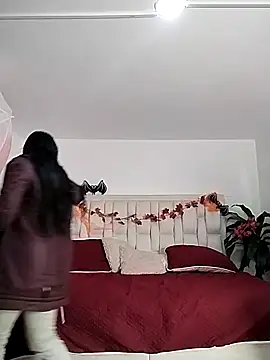 Lucianaferro  online show from October 14, 2025, 11:33 am