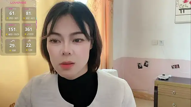 Linda-LL online show from March 28, 2026, 4:57 am