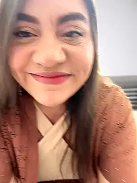 Iam  Cristal online show from September 8, 2025, 9:14 pm