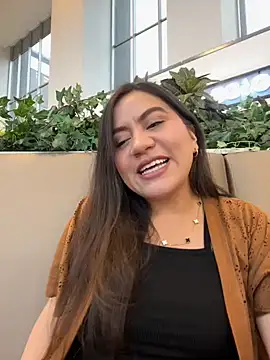 Iam  Cristal online show from April 16, 2026, 10:12 pm