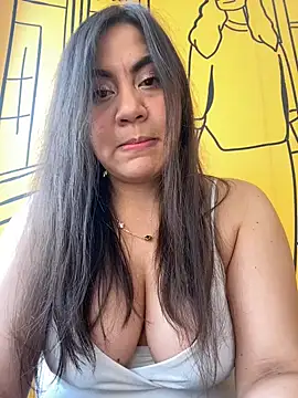 Snapshot of Iam__Cristal chatting on March 2, 2026, 9:44 pm Iam Cristal online show from March 2, 2026, 9:44 pm