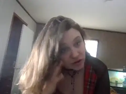 Snapshot of IvanaPlenty chatting on December 28, 2024, 3:04 pm IvanaPlenty online show from December 28, 2024, 3:04 pm