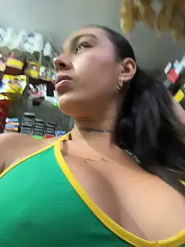 paisitahot1975 online show from February 7, 2025, 10:19 pm