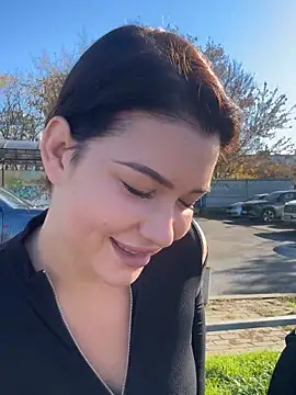 Snapshot of KikiWatson chatting on October 30, 2025, 7:06 am KikiWatson online show from October 30, 2025, 7:06 am