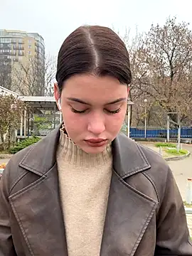 Snapshot of KikiWatson chatting on November 10, 2025, 7:02 am KikiWatson online show from November 10, 2025, 7:02 am